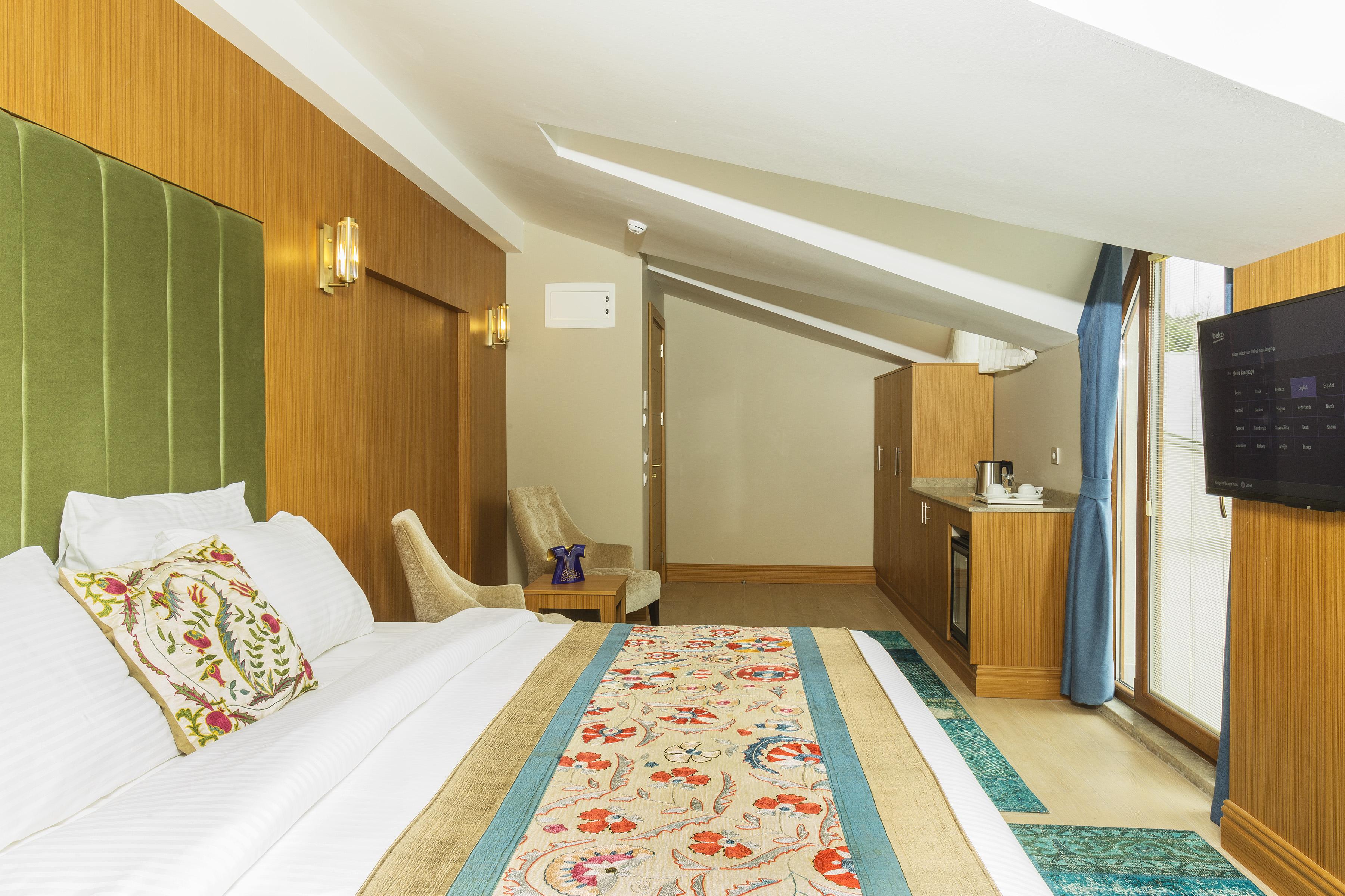 Obelisk Hotel & Suites Istanbul Exterior photo